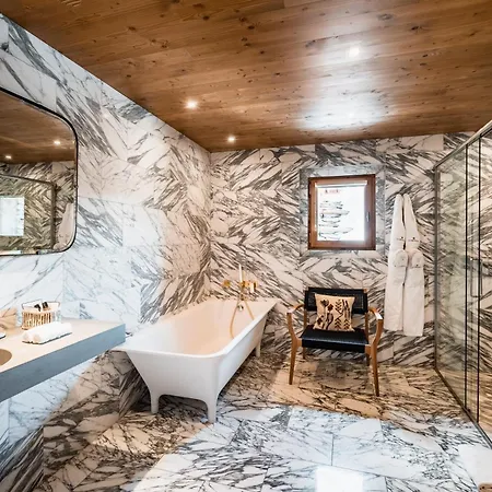 La Mourra 5* Val-dʼIsère